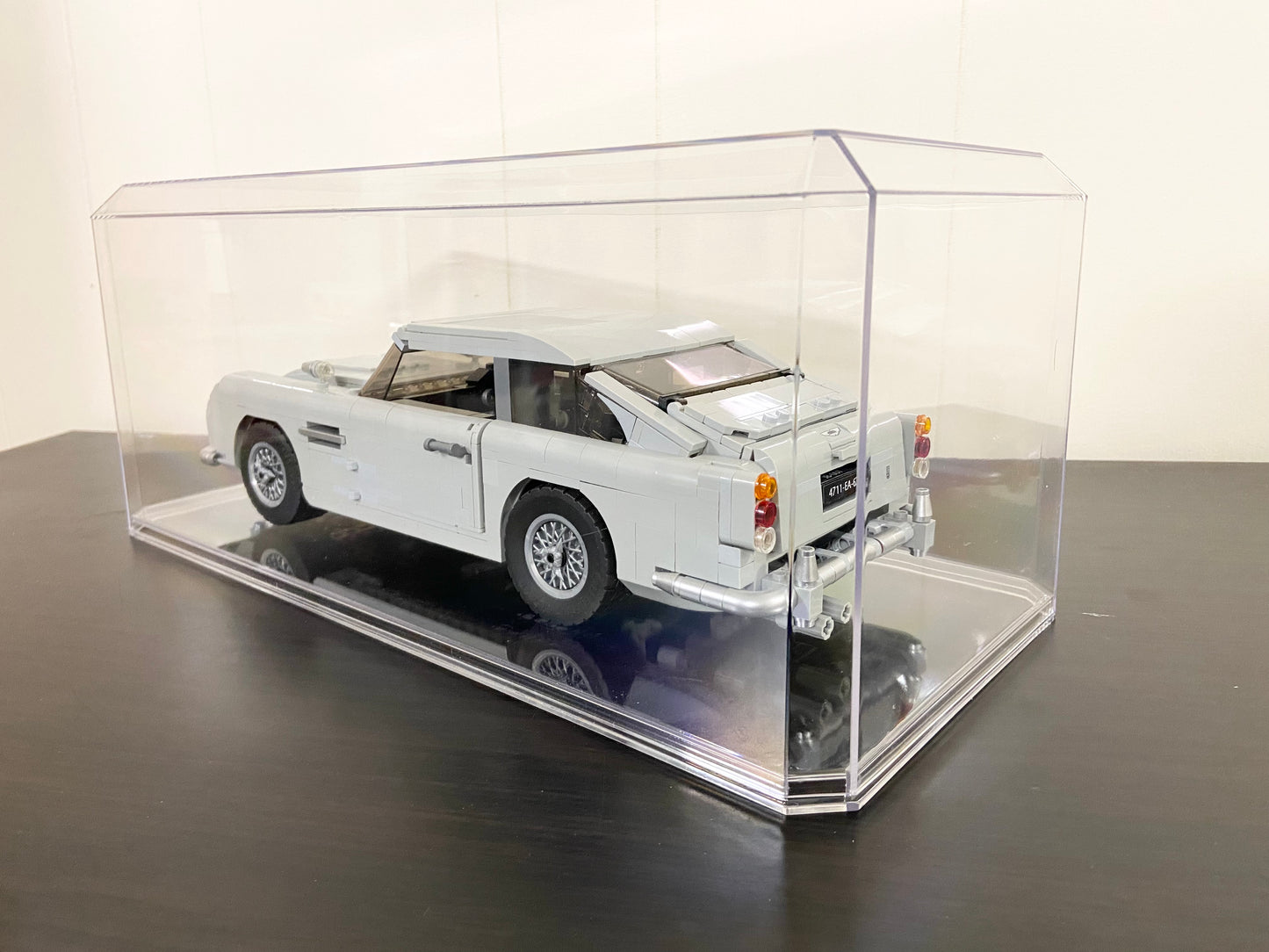 Display Case for LEGO Icons Aston Martin DB5 (10262)