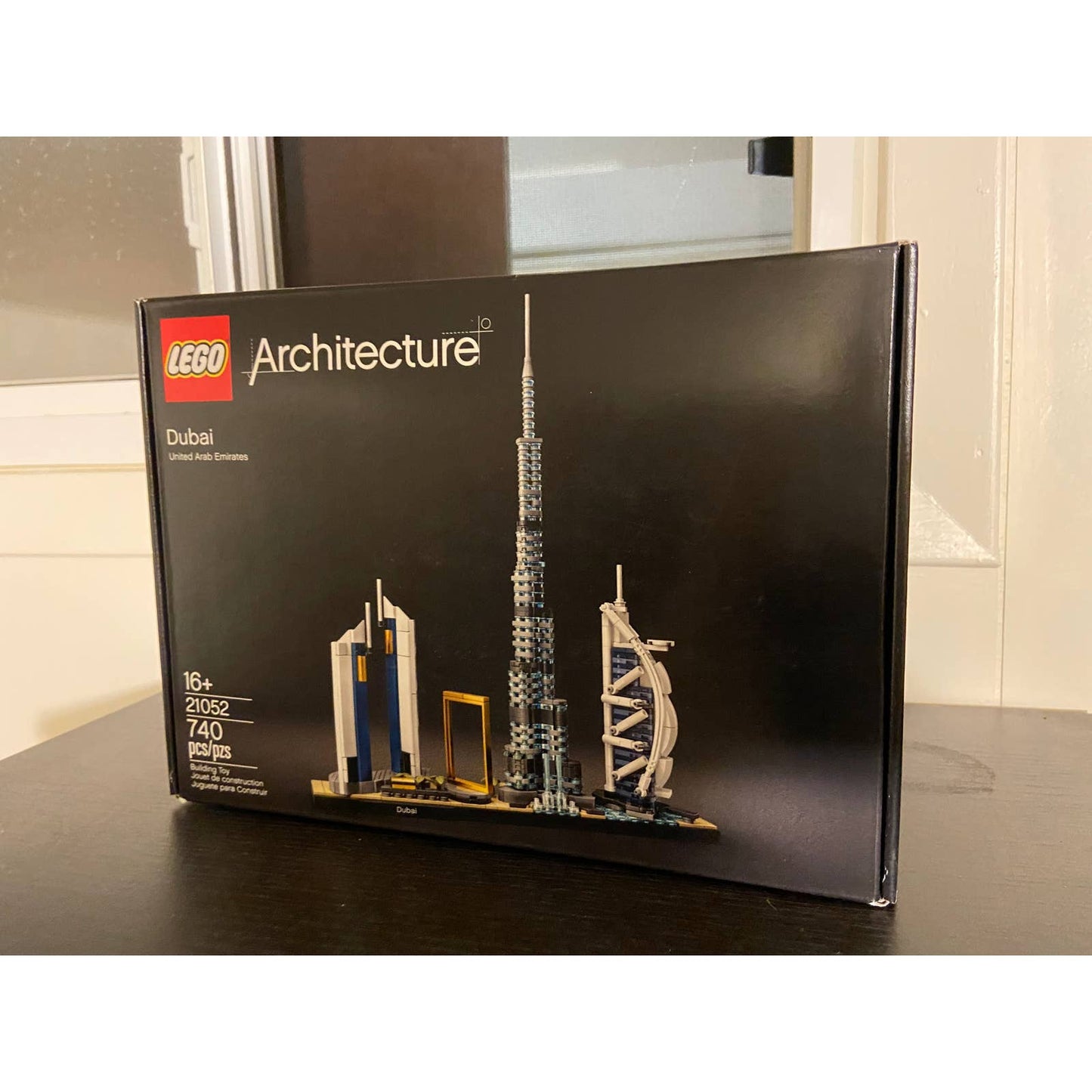 21052 LEGO Architecture Skylines Dubai (Retired)